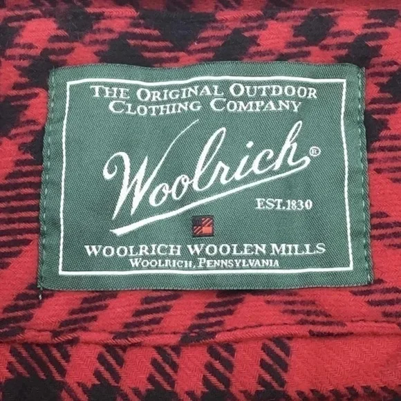 Woolrich Men’s Black and Red Long Sleeve Casual Brawny Flannel Shirt